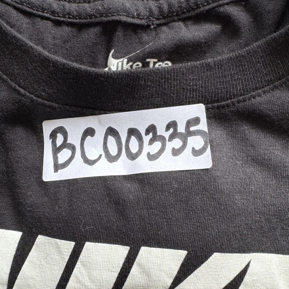Nike Sportswear Futura Icon T-Shirt‎ Small Black Graphic Logo Cotton Tee